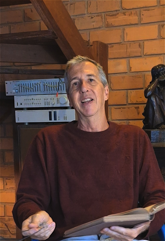 Psicólogo Arthur Muller